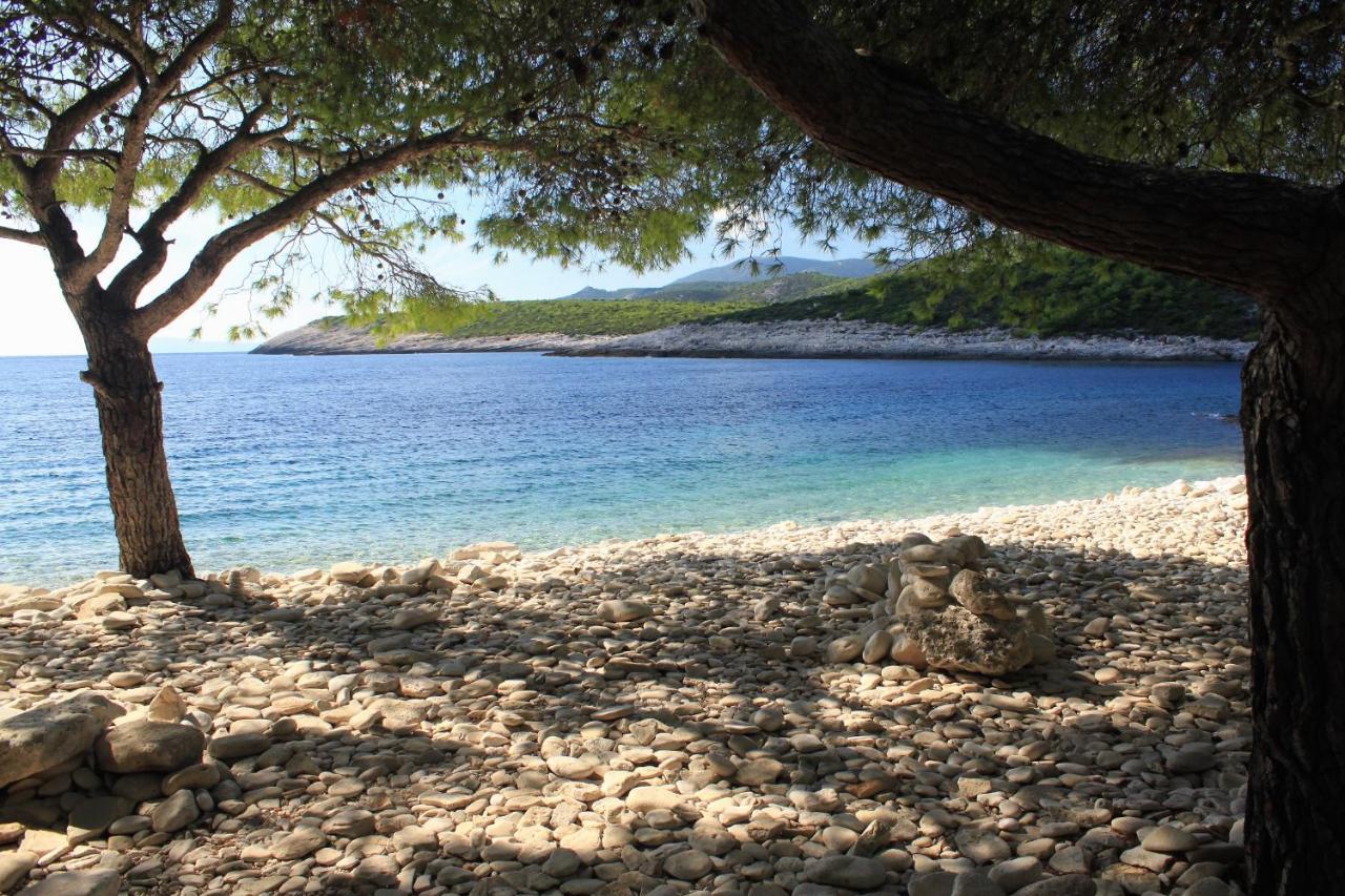 Apartments By The Sea Rukavac, Vis - 2478 Rukavac  Εξωτερικό φωτογραφία