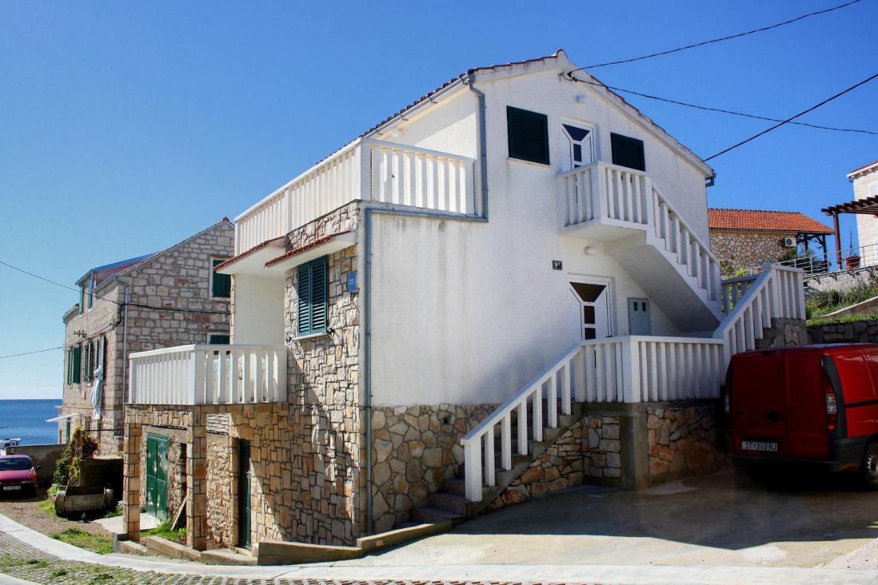 Apartments By The Sea Rukavac, Vis - 2478 Rukavac  Εξωτερικό φωτογραφία