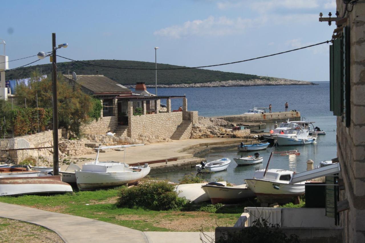Apartments By The Sea Rukavac, Vis - 2478 Rukavac  Εξωτερικό φωτογραφία